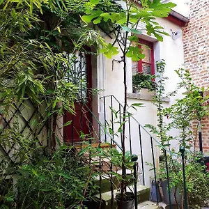  Apartment Lapetitemaisondeparis Frankreich